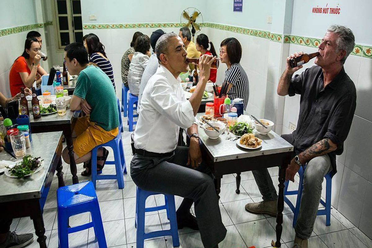 Präsident Obama besuchte die Hauptstadt Hanoi und genoss Bun Cha Huong Lien