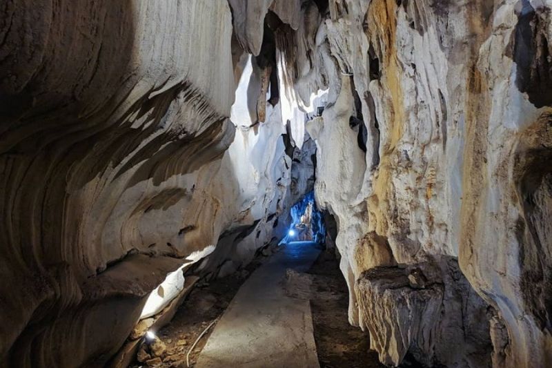 Grotte de Trung Trang 