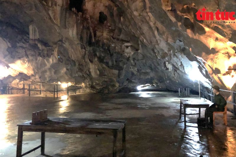 Grotte de l&#39;hôpital militaire - Grotte de Quan Y 
