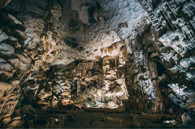 Die Grotte Thien Cung – die spektakulärste Grotte der Bucht von Ha Long.