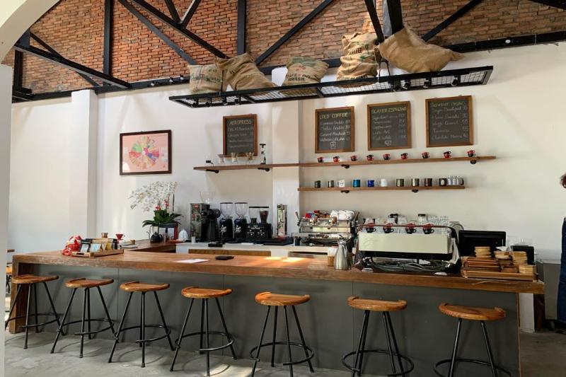 Der Raum der Saigon Coffee Roastery in der Stadt HCM 