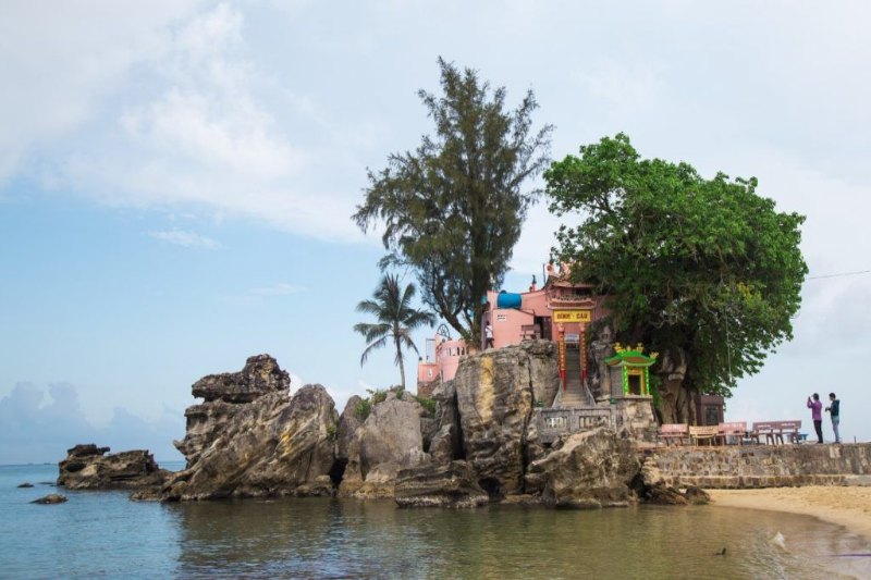 Que faire à Phu Quoc – Besuch des Tempels von Dinh Cau 