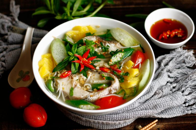 la soupe aigre douce - un plat vietnamien 