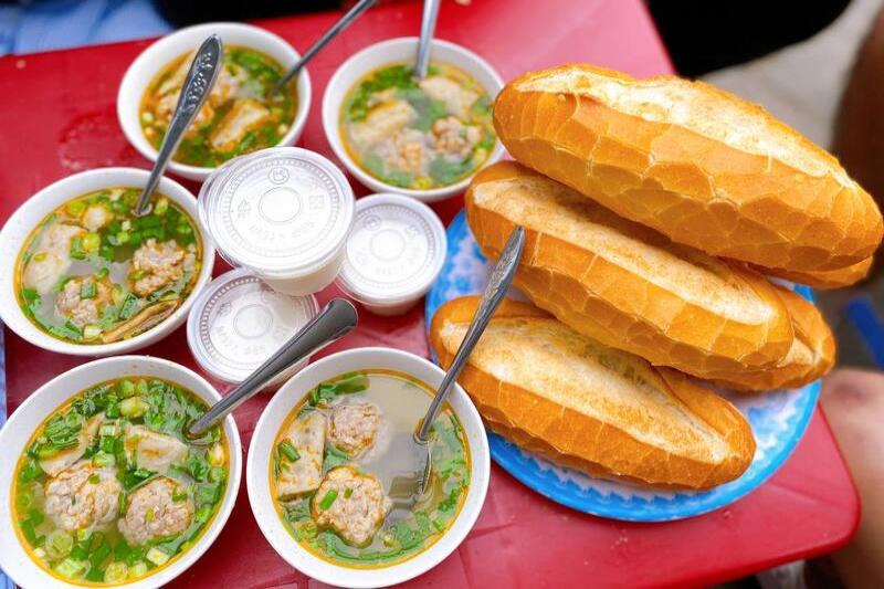 le banh mi xiu mai est le plus célèbre à da lat, au vietnam (1)