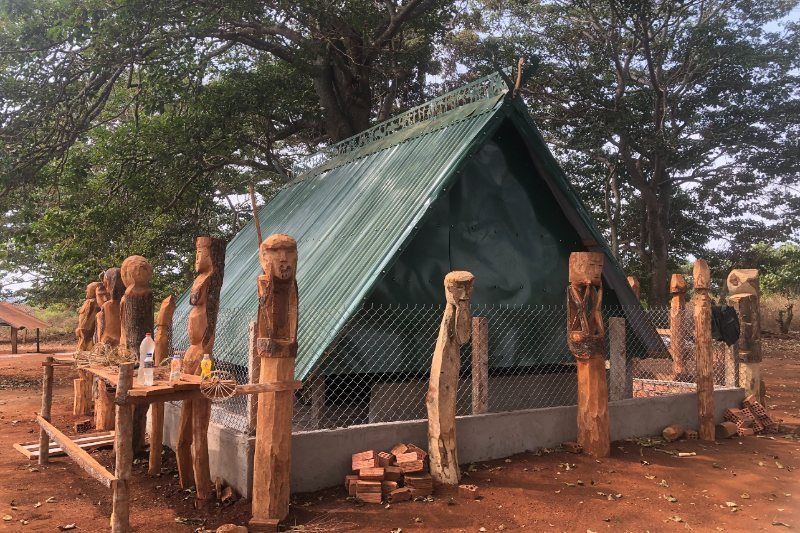 la-tombe-des-ethnies-jorai-des-hauts-plateaux-du-centre-vietnam