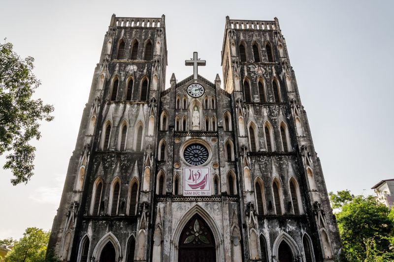 die kathedrale des heiligen joseph in hanoi