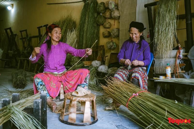 h-mongs-frauen in ha giang