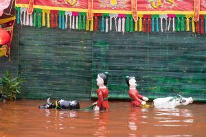 schauspiel der wasserpuppen