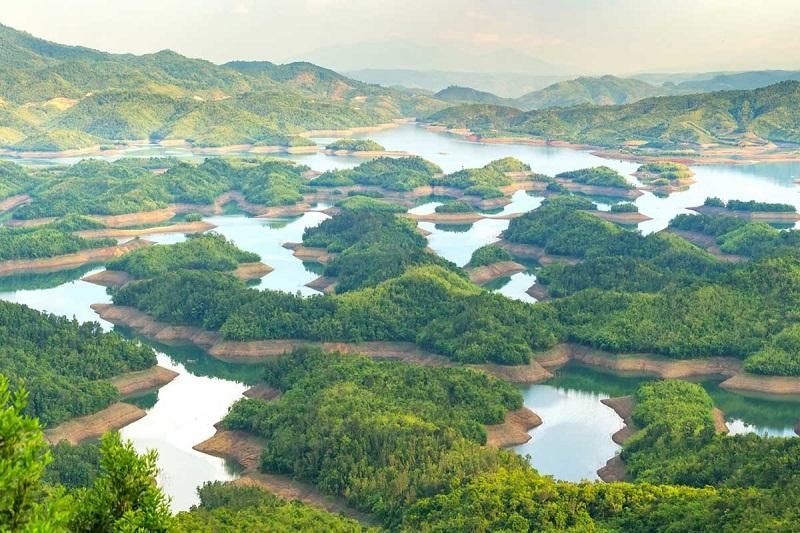 ta dung-see, dak nong - die Trockene Halong-Bucht in vietnam