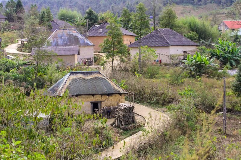 das dorf der ha nhi in y ty, lao cai