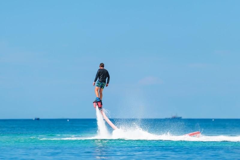 flyboard - eine der aufregenden arten von aktivitäten in vietnam