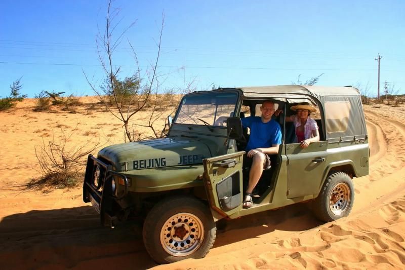 genießen sie die landschaft in mui ne mit einer jeep-tour