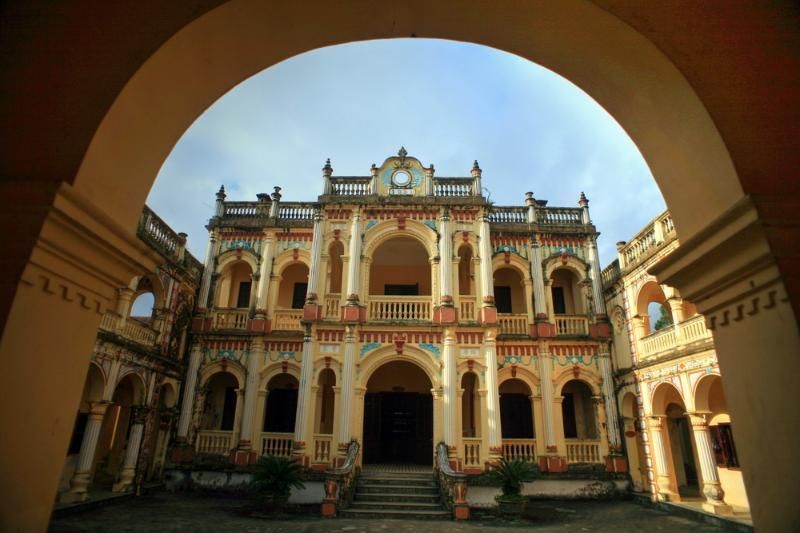 hoang a tuong bac ha palast, nordvietnam