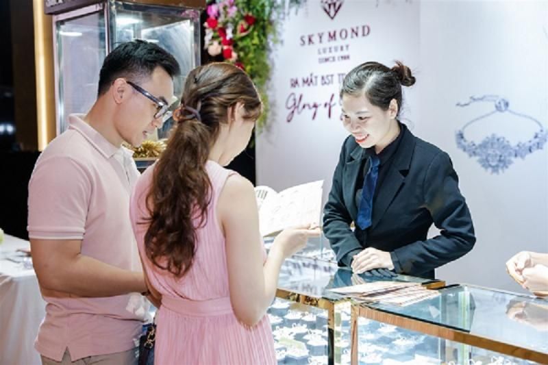 schmuck für vietnamesische frauen anbieten
