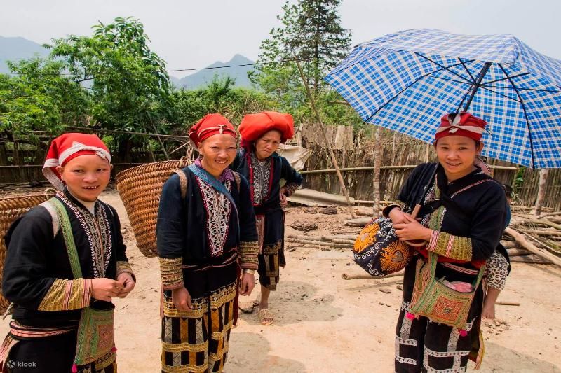 treffen sie die einheimischen in ta phin sapa