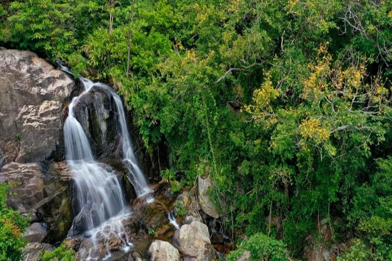 der wasserfall der fünf ebenen