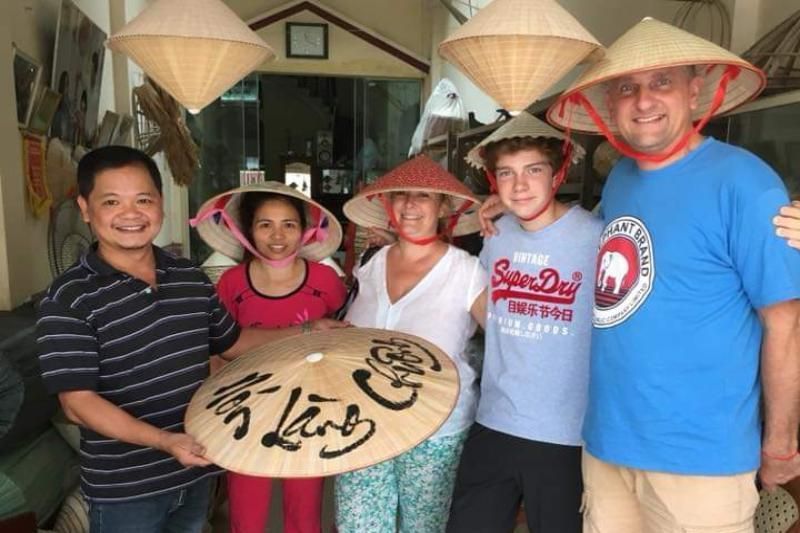das dorf chuông zieht viele ausländische besucher an