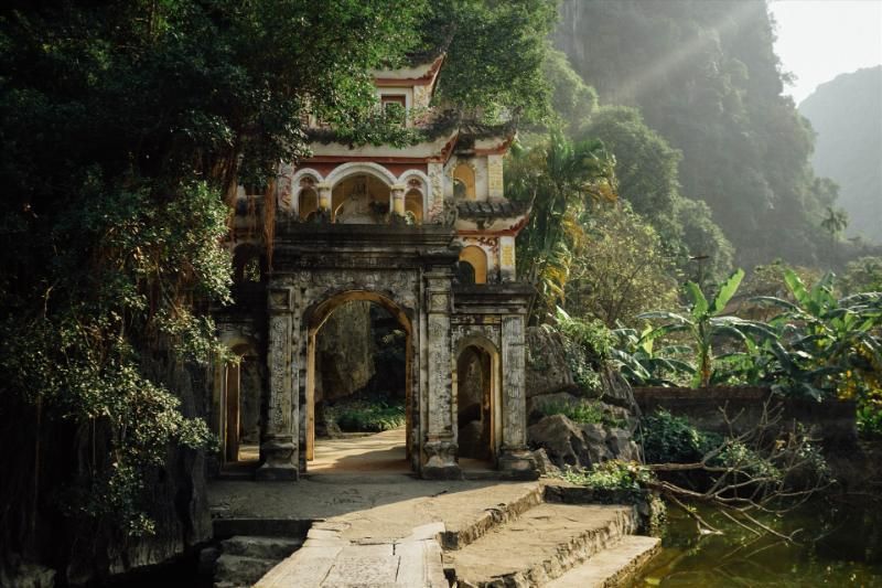 Die Pagode von Bich Dong - ein Ort der Verbindung zwischen Natur und Spiritualität (Quelle: Bao Lao Dong)