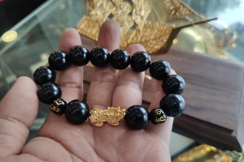 Schmuck aus Vietnam: eine andere Art von vietnamesischem Jade-Armband (Quelle: Ma Vang 24k)
