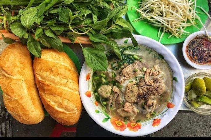 Pho Muslim