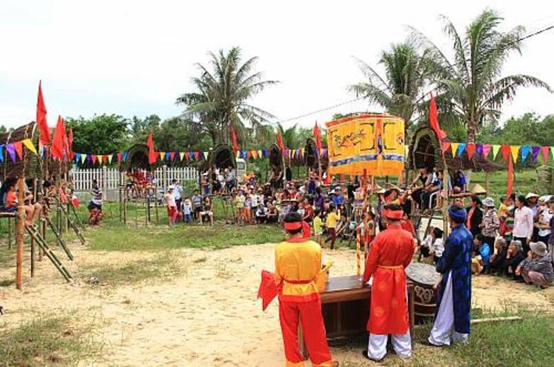 Spiel und Aufführung von Bài Chòi, einer kulturellen Tradition, die von der UNESCO in Zentralvietnam anerkannt wurde (Quelle: UNESCO)