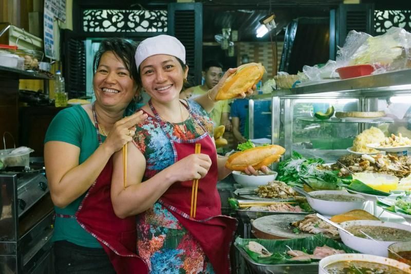 banh-mi-phuong-a-hoi-an-1-1