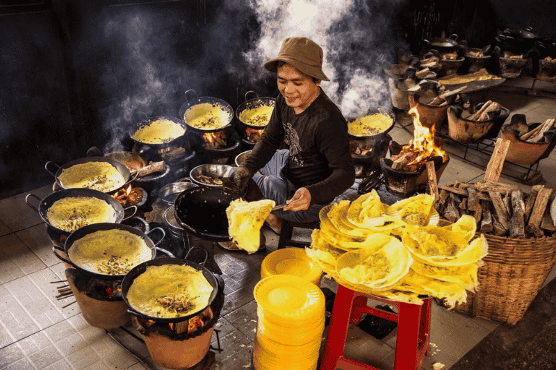 banh xeo, das typische essen aus zentral- und südvietnam - quelle tuấn nguyễn văn - pixels