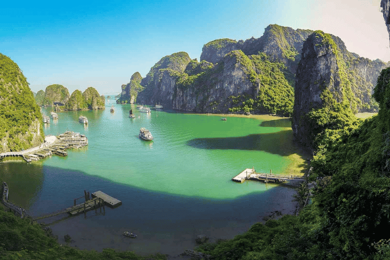 das bergsteigererlebnis in der halong-bucht (quelle aucoeurvietnam)