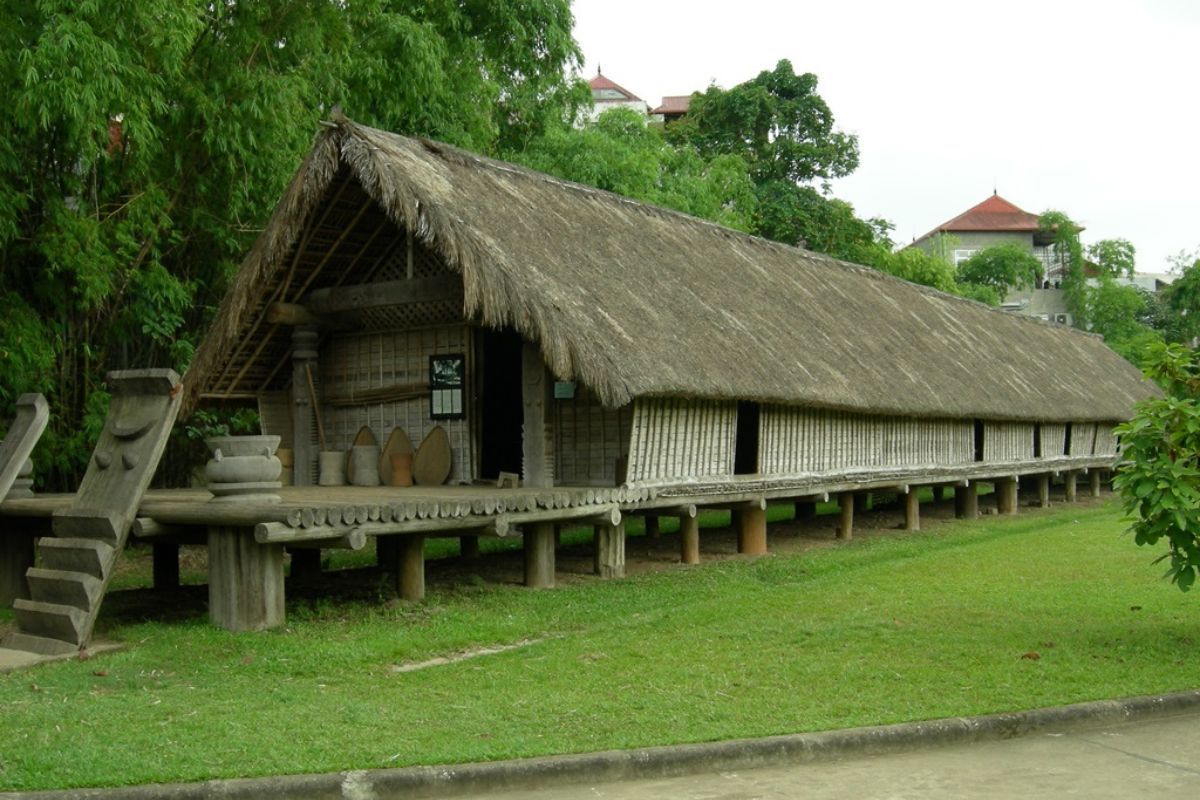 Das Pfahlhaus der Ê-Đê im Zentralen Hochland (Quelle: baodantoc.vn)
