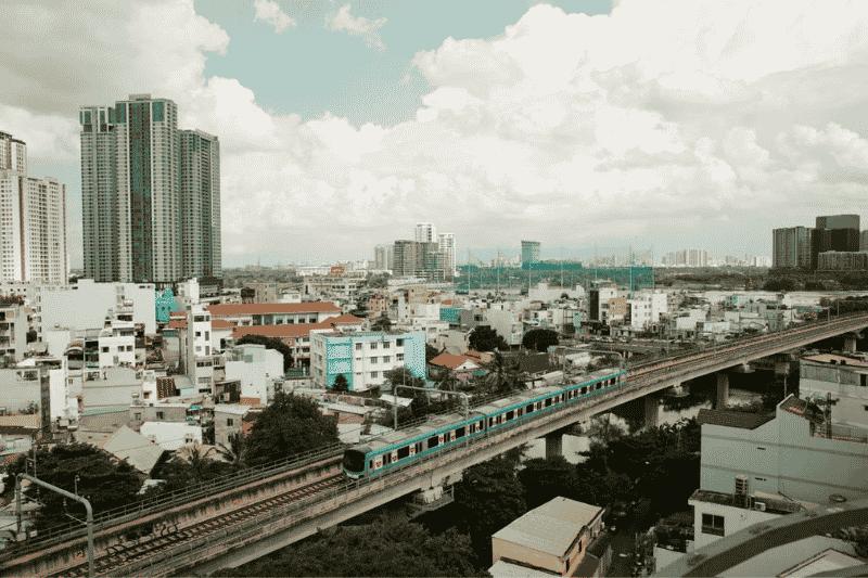 die u-bahn-linie nr. 1 bến thành - suối tiên ist die erste städtische eisenbahnlinie in ho-chi-minh-stadt (quelle loriz e - pexels) (1)
