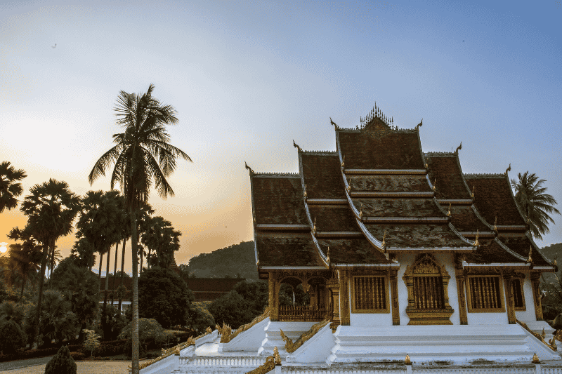 _wat xieng thong - luang prabang - quelle aucoeurvietnam